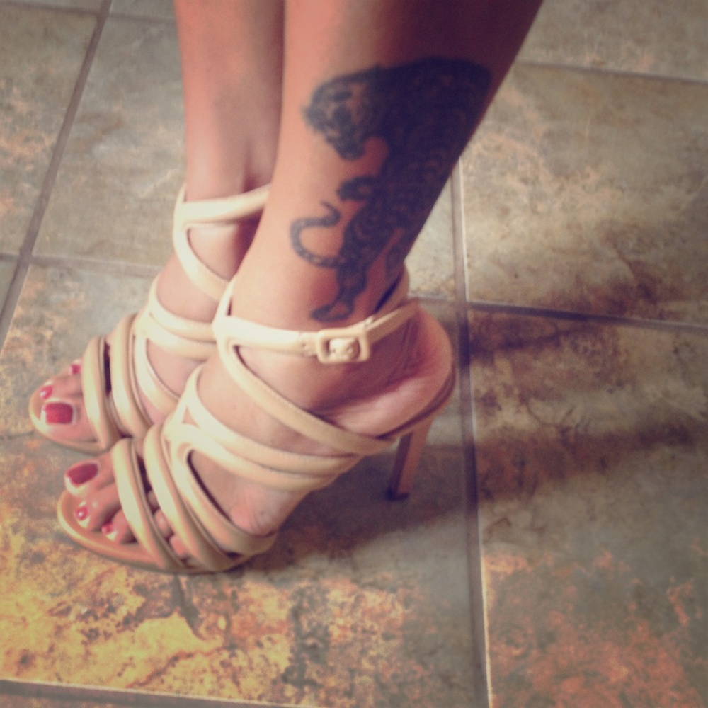 Zara preowned 38/7.5 nude heels